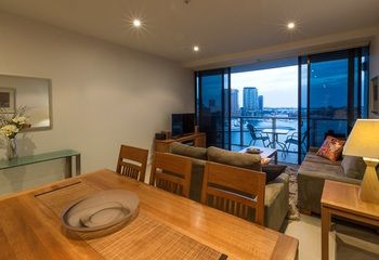Accent Accommodation At Docklands Melbourne - SA Accommodation 6
