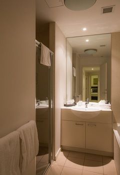 Accent Accommodation At Docklands Melbourne - SA Accommodation 8