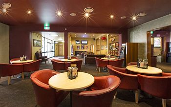 Brown Jug Inn Hotel - SA Accommodation 10