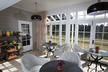 Parklands Country Gardens And Lodges - SA Accommodation 23