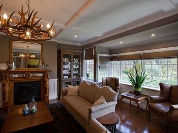 Parklands Country Gardens And Lodges - SA Accommodation 40