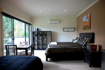 Deville At Healesville - SA Accommodation 8