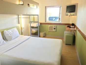 Ibis Budget Campbelltown - SA Accommodation 7