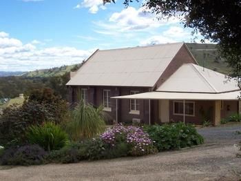 Church House B&B Gundagai - SA Accommodation 1