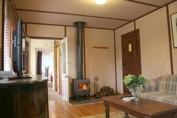 Steindorf Cottages - SA Accommodation 8