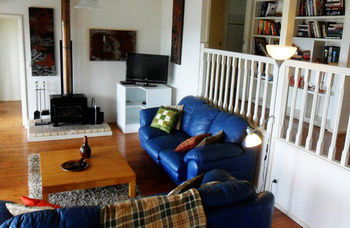 Treetops Accommodation Montville - SA Accommodation 39