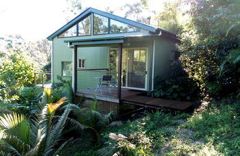 Treetops Accommodation Montville - SA Accommodation 52