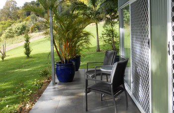Treetops Accommodation Montville - SA Accommodation 58