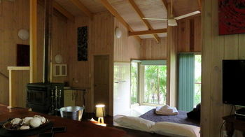 Treetops Accommodation Montville - SA Accommodation 65