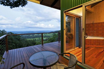 Treetops Accommodation Montville - SA Accommodation 92