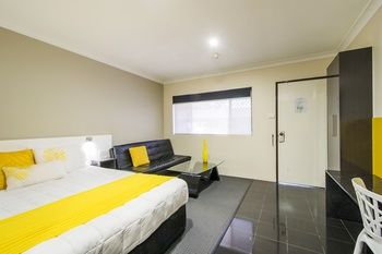 The Abbey Motor Inn - SA Accommodation 7