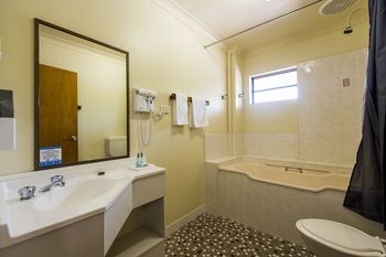The Abbey Motor Inn - SA Accommodation 27