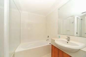 Waldorf Waitara Residential Apartments - SA Accommodation 8