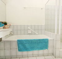 Wattle Holiday Rental - SA Accommodation