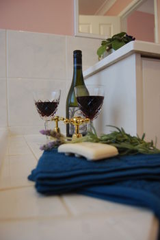 L'Auberge Angara Bed And Breakfast - SA Accommodation 0