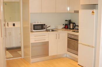 Darling Harbour Apartment - SA Accommodation 2