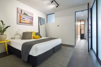 381 Cremorne - SA Accommodation 7