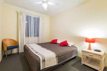The Brighton Apartments - SA Accommodation 5