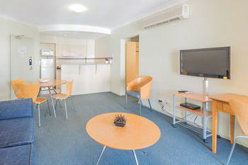 The Brighton Apartments - SA Accommodation 14