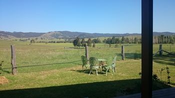 The Wattle Lodge - SA Accommodation 23