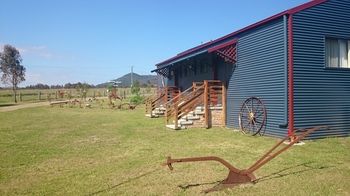 The Wattle Lodge - SA Accommodation 28