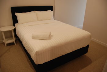 Bayside Towers Serviced Apartments - SA Accommodation 3