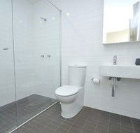 Neutral Bay 4 Young Furnished Apartment - SA Accommodation
