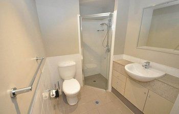 North Sydney 2207 Ber Furnished Apartment - SA Accommodation 6