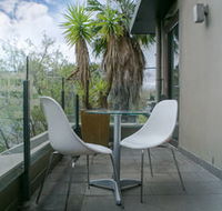 Comfy Kew Apartments - SA Accommodation