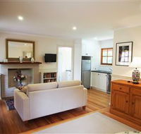 Tahara Cottage - SA Accommodation