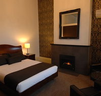 Quality Inn Heritage on Lydiard - SA Accommodation