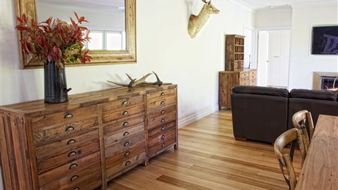 GG's By The River - SA Accommodation 2