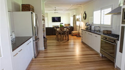 GG's By The River - SA Accommodation 5