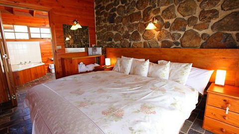Tuki Trout Farm And Retreat - SA Accommodation 1