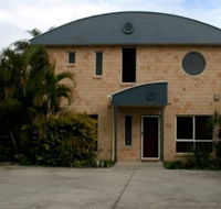Beach House Redcliffe - SA Accommodation