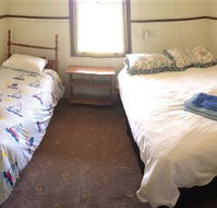Twin Palms Cottage - SA Accommodation