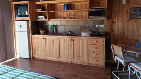 Laura Lodge Rest & Recreation Retreat - SA Accommodation 2