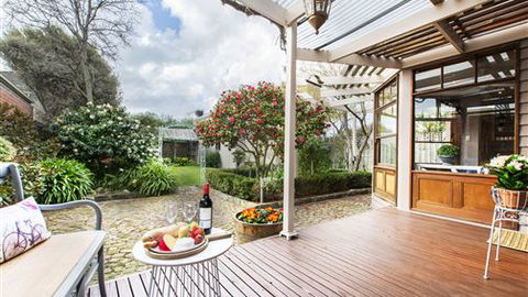 Avalon Guesthouse - SA Accommodation 4