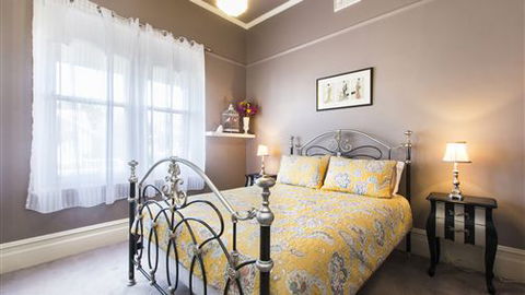 Avalon Guesthouse - SA Accommodation 2