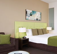 Mercure Melbourne Caroline Springs - SA Accommodation