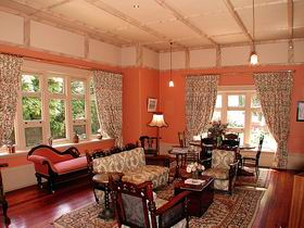 Buxton Manor - George Lowe Esquire Apartment - SA Accommodation 1