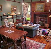 Buxton Manor - Musica Viva Apartment - SA Accommodation