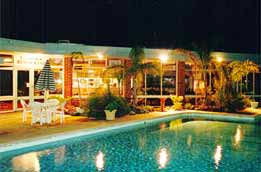 Absolute Lakes Entrance - SA Accommodation 0