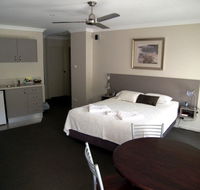 Aston Hill Motor Lodge - SA Accommodation