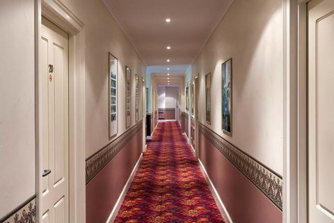 BEST WESTERN Ensenada Motor Inn & Suites - SA Accommodation 2