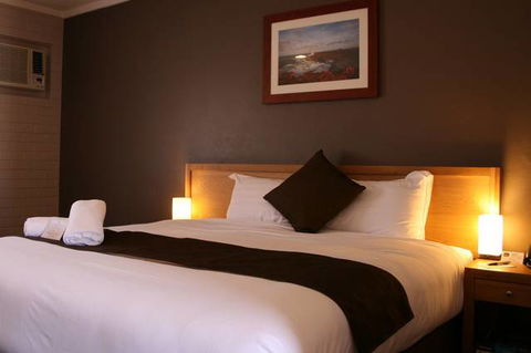 BEST WESTERN Hospitality Inns Carnarvon - SA Accommodation 0