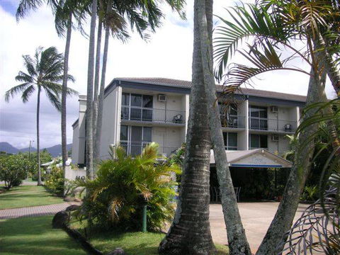 Cairns Holiday Lodge - SA Accommodation 0