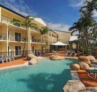Cairns Queenslander Hotel  Apartments - SA Accommodation
