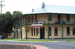 Caledonian Hotel Motel Echuca - SA Accommodation 5