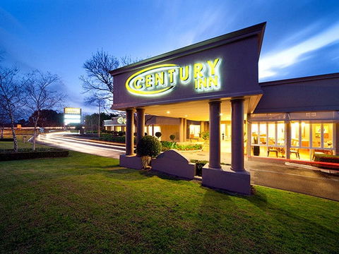 Century Inn - SA Accommodation 0